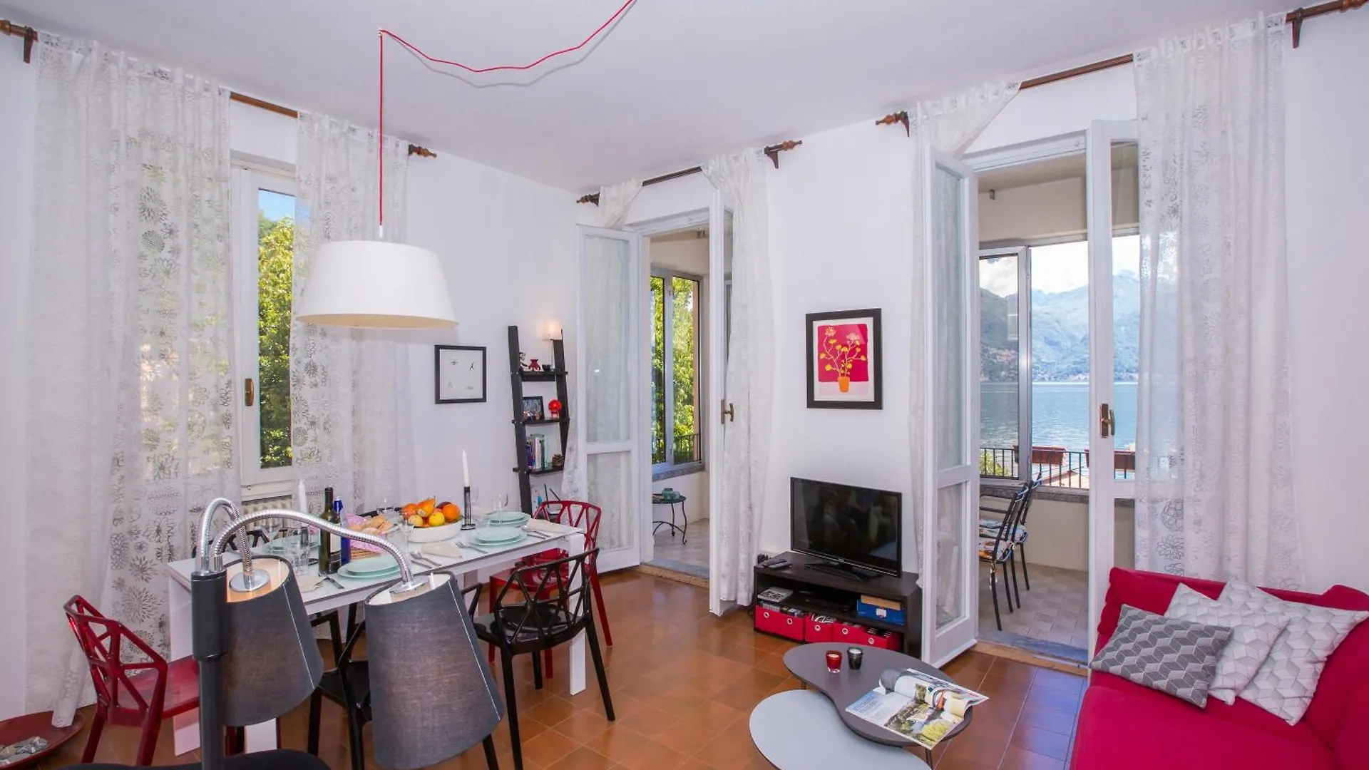 Nobiallo Fronte Lago Apartment